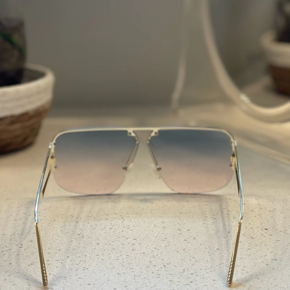 Sunglasses Bundle - Picture 5 of 10